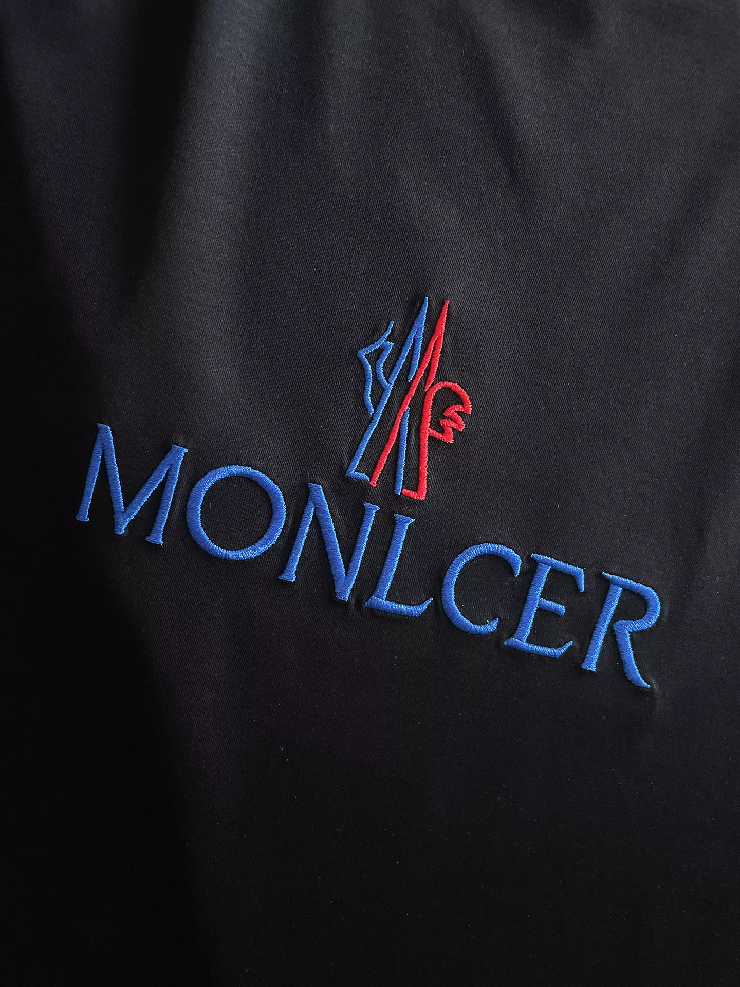 Moncler T-Shirts Short Sleeved For Men EasyMatch 6984