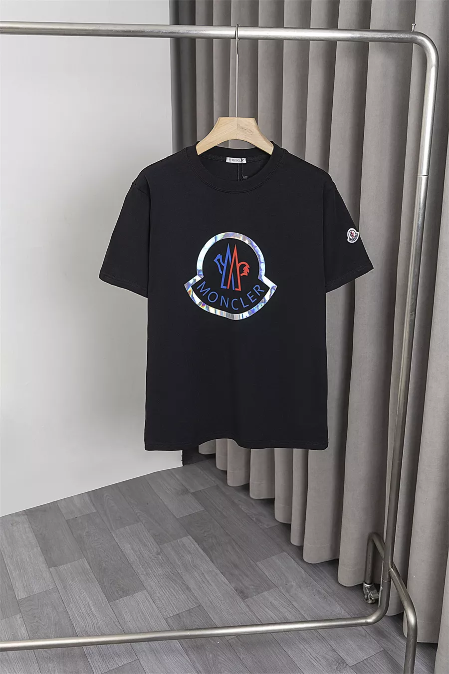 Moncler T-Shirts Short Sleeved For Men Elegant 1332