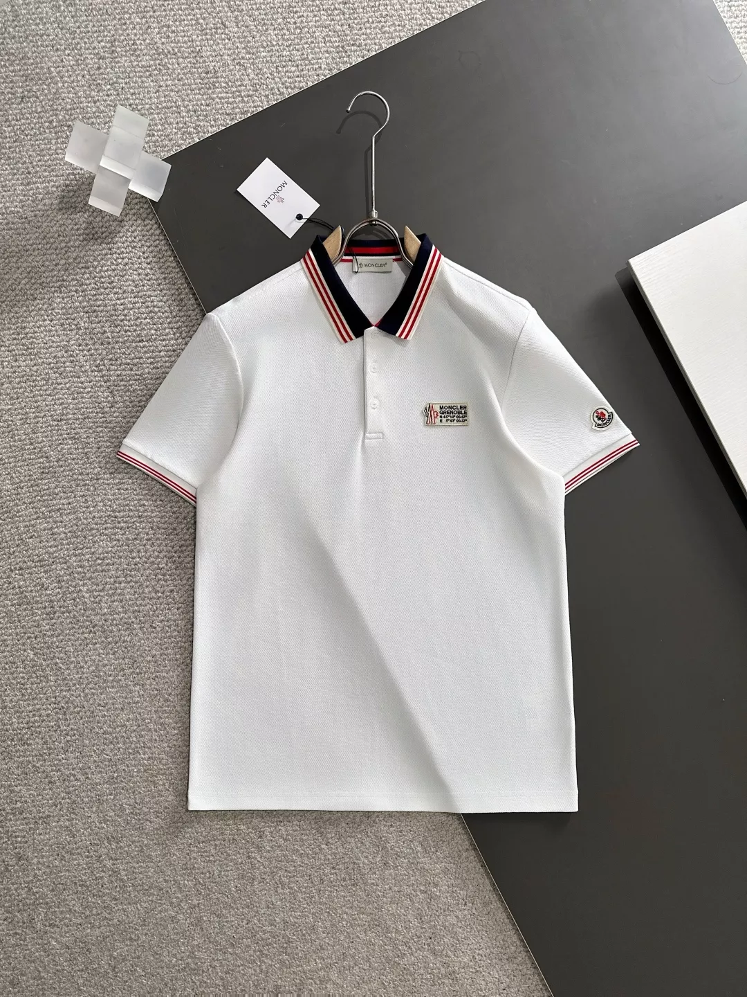 Moncler T-Shirts Short Sleeved For Men Functional 8055