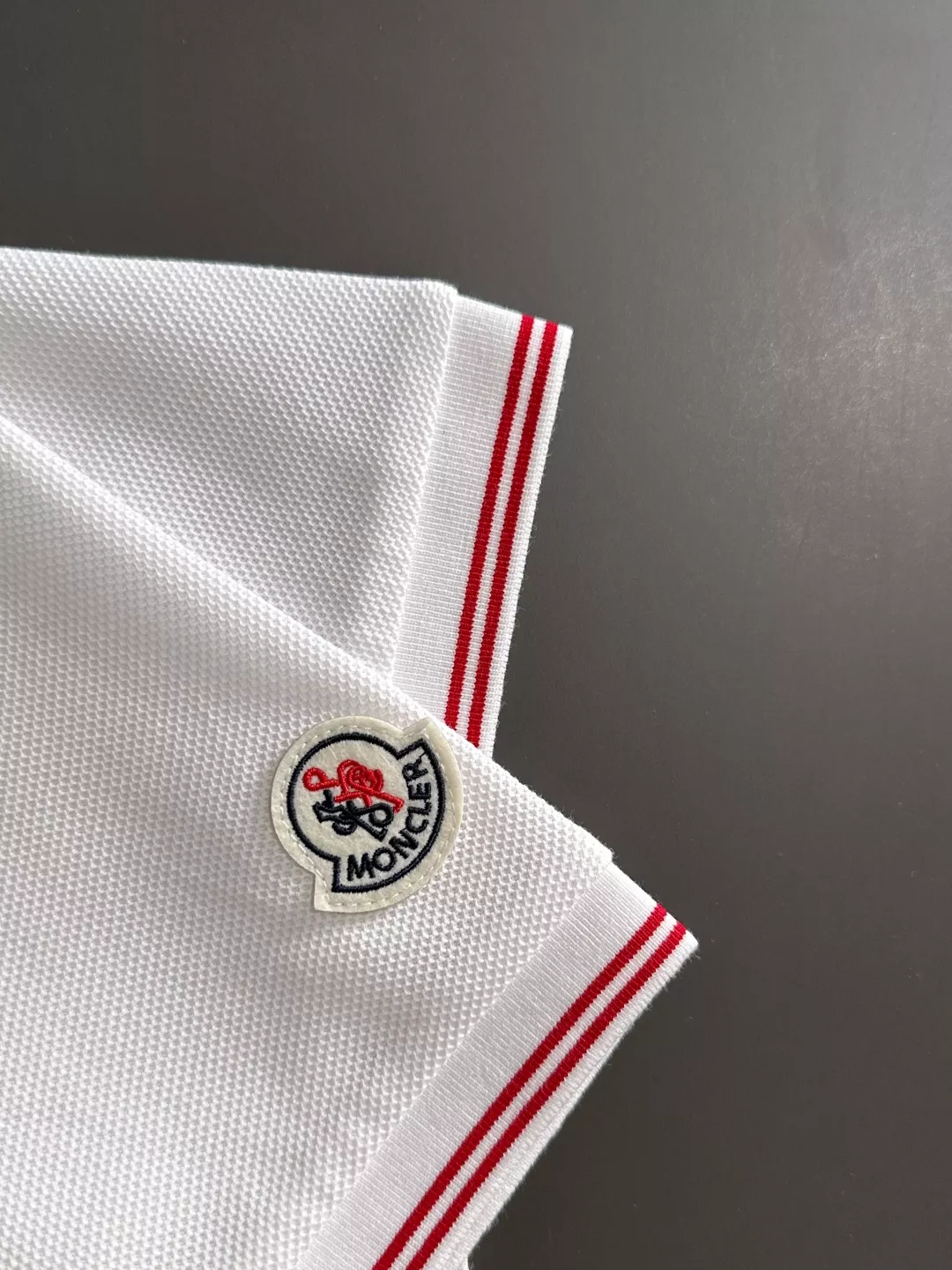 Moncler T-Shirts Short Sleeved For Men Functional 8055