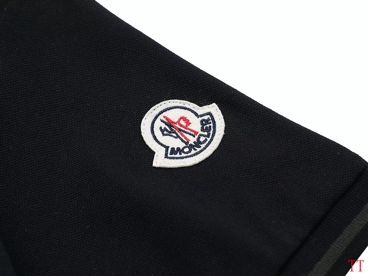 Moncler T-Shirts Short Sleeved For Men Popular 6259