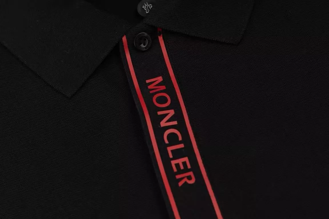 Moncler T-Shirts Short Sleeved For Men Reliable 2572