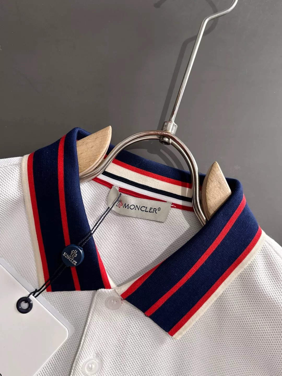 Moncler T-Shirts Short Sleeved For Men Stylish 2697