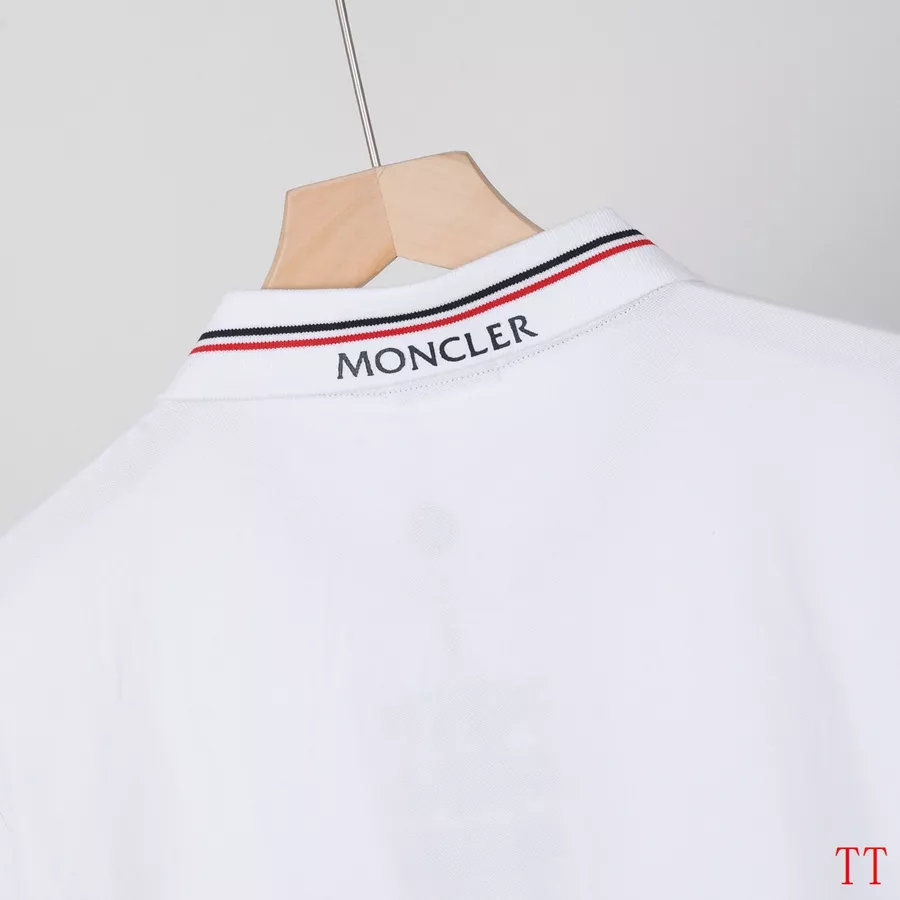 Moncler T-Shirts Short Sleeved For Men Stylish 7157