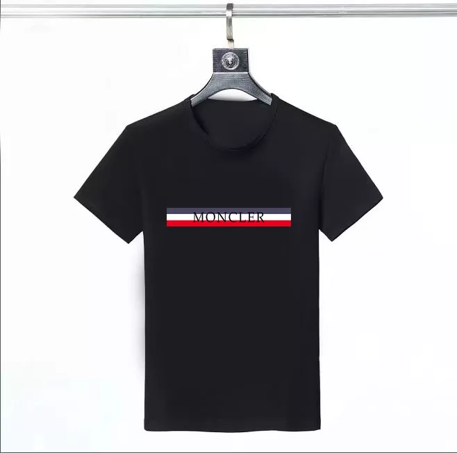 Moncler T-Shirts Short Sleeved For Men Trendsetting 6588