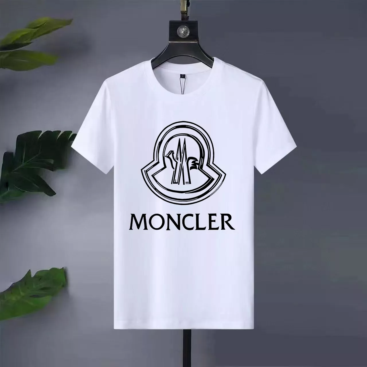 Moncler T-Shirts Short Sleeved For Men Vibrant 3860