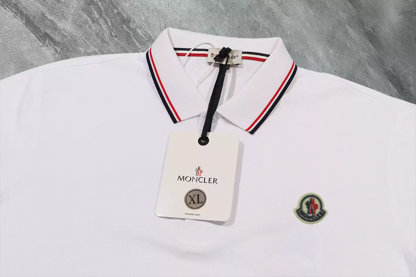Moncler T-Shirts Short Sleeved For Men Vibrant 7514