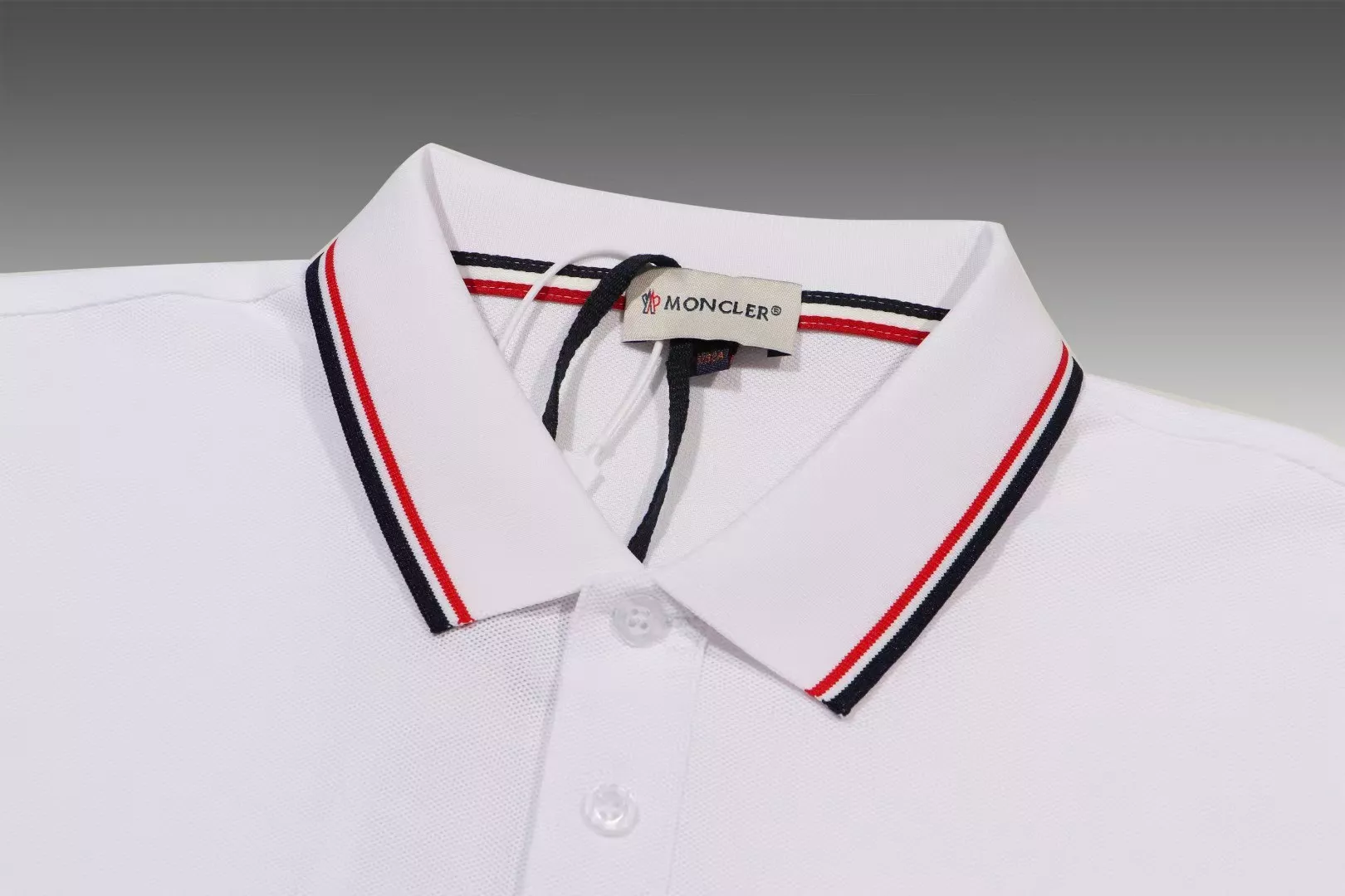 Moncler T-Shirts Short Sleeved For Men WellDesigned 2057