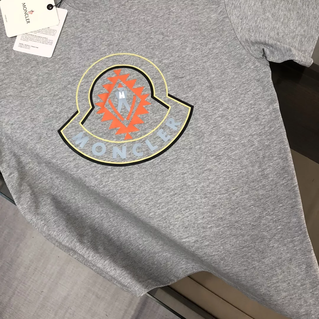 Moncler T-Shirts Short Sleeved For Unisex Bright 1819