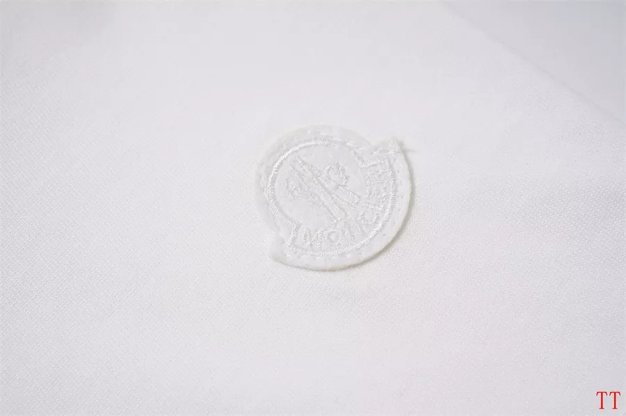 Moncler T-Shirts Short Sleeved For Unisex Cozy 2551