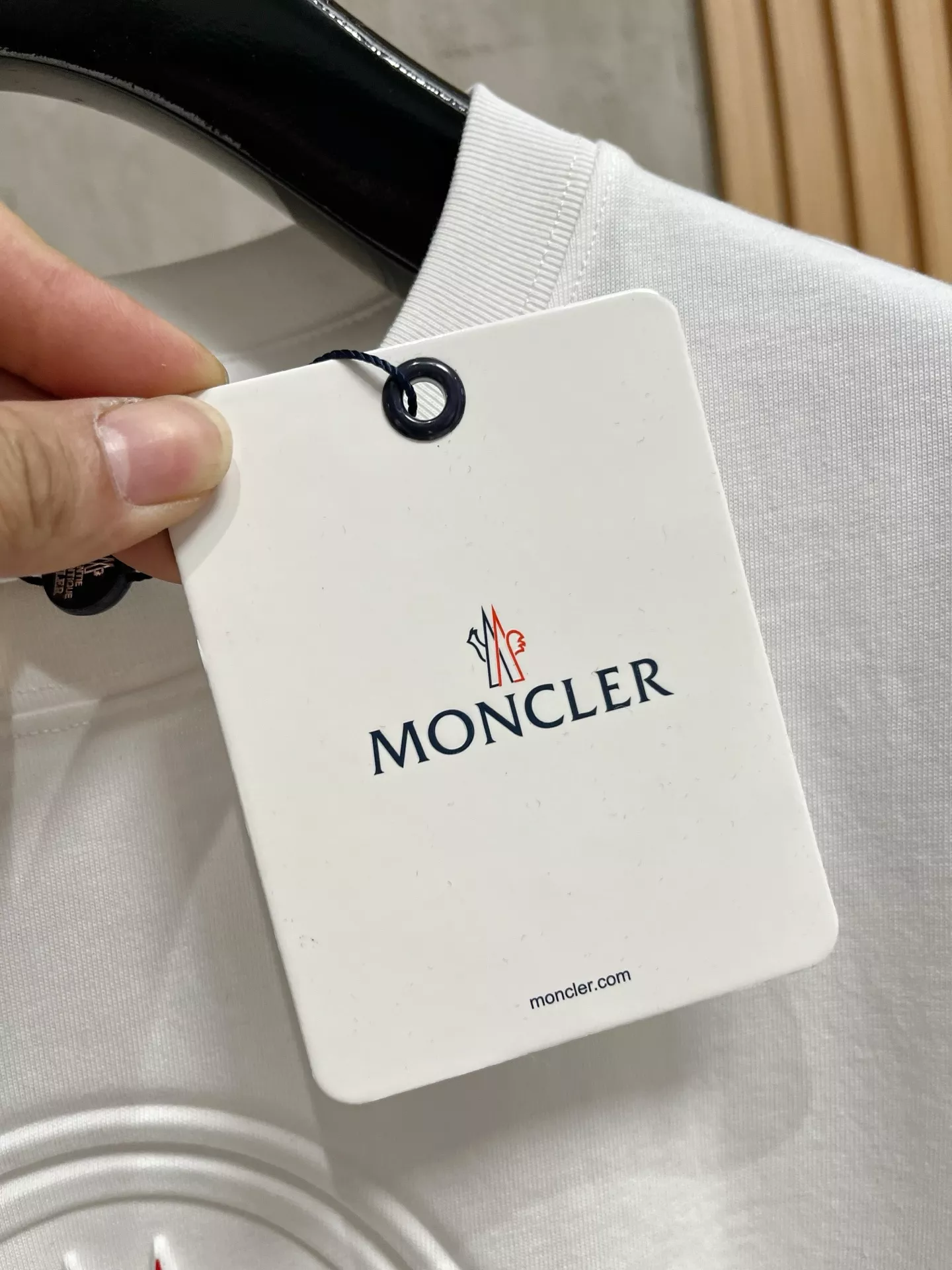 Moncler T-Shirts Short Sleeved For Unisex Cozy 8854