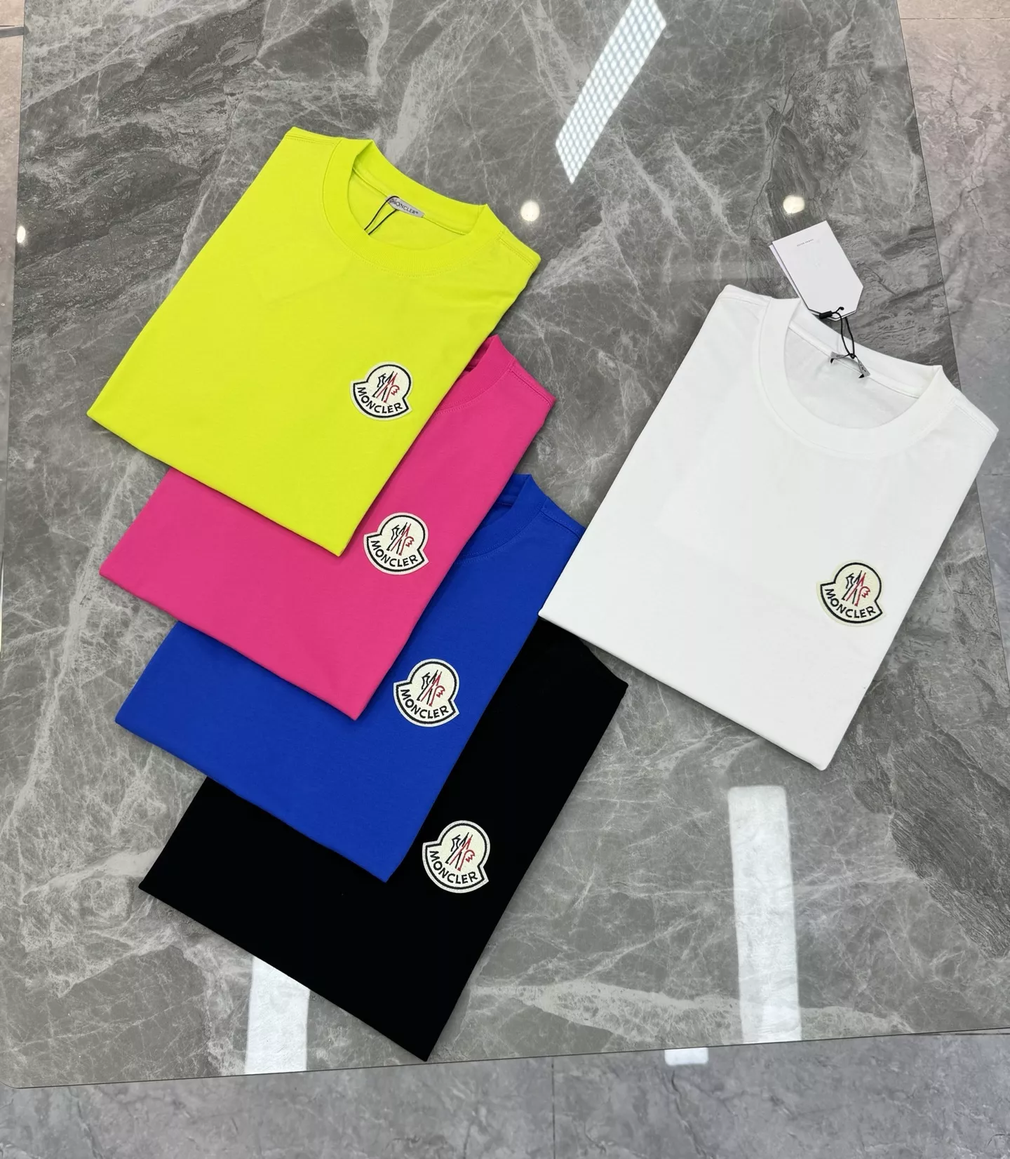 Moncler T-Shirts Short Sleeved For Unisex Durable 7496