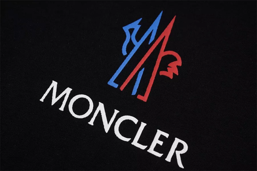 Moncler T-Shirts Short Sleeved For Unisex GoAnywhere 2661