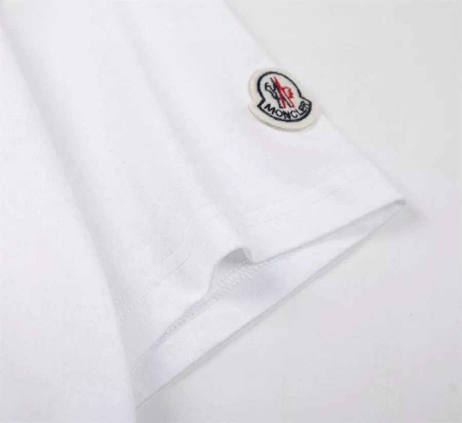 Moncler T-Shirts Short Sleeved For Unisex Sophisticated 8172