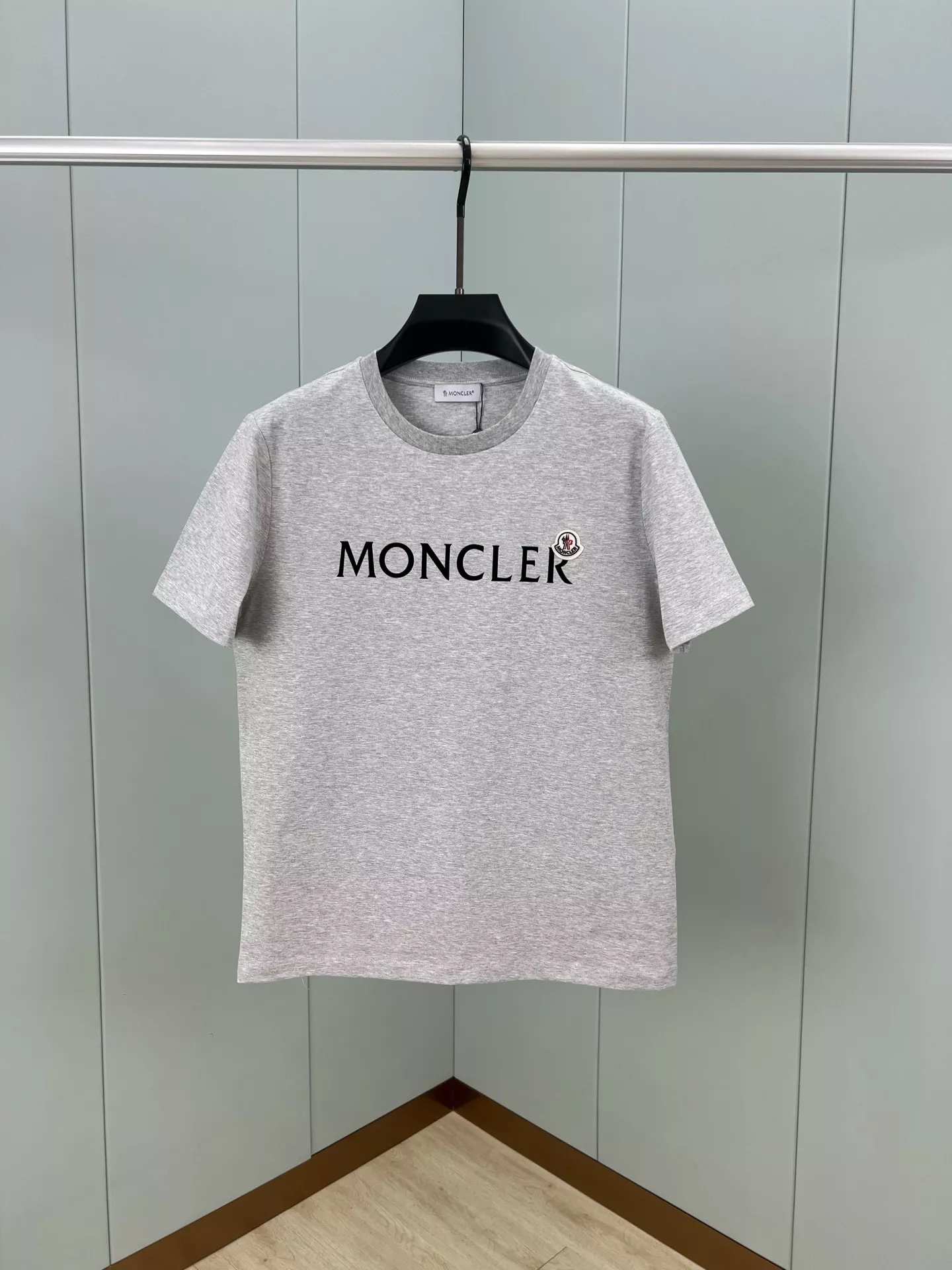 Moncler T-Shirts Short Sleeved For Unisex Timeless 1249
