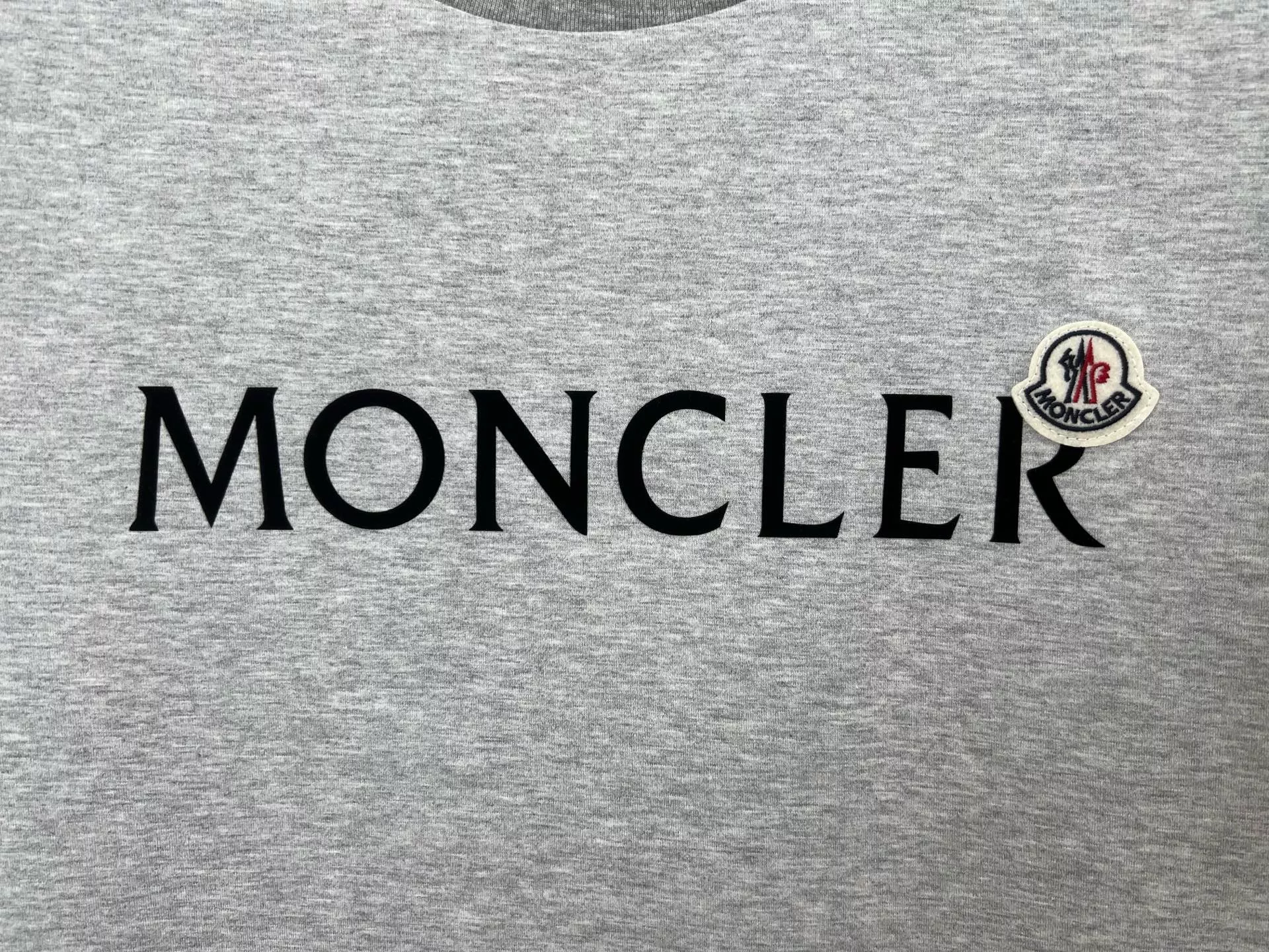Moncler T-Shirts Short Sleeved For Unisex Timeless 1249