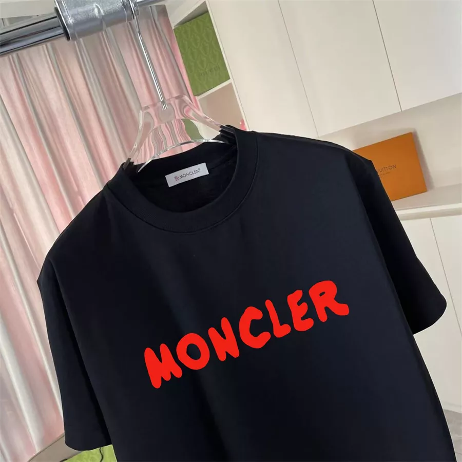 Moncler T-Shirts Short Sleeved For Unisex Timeless 6119