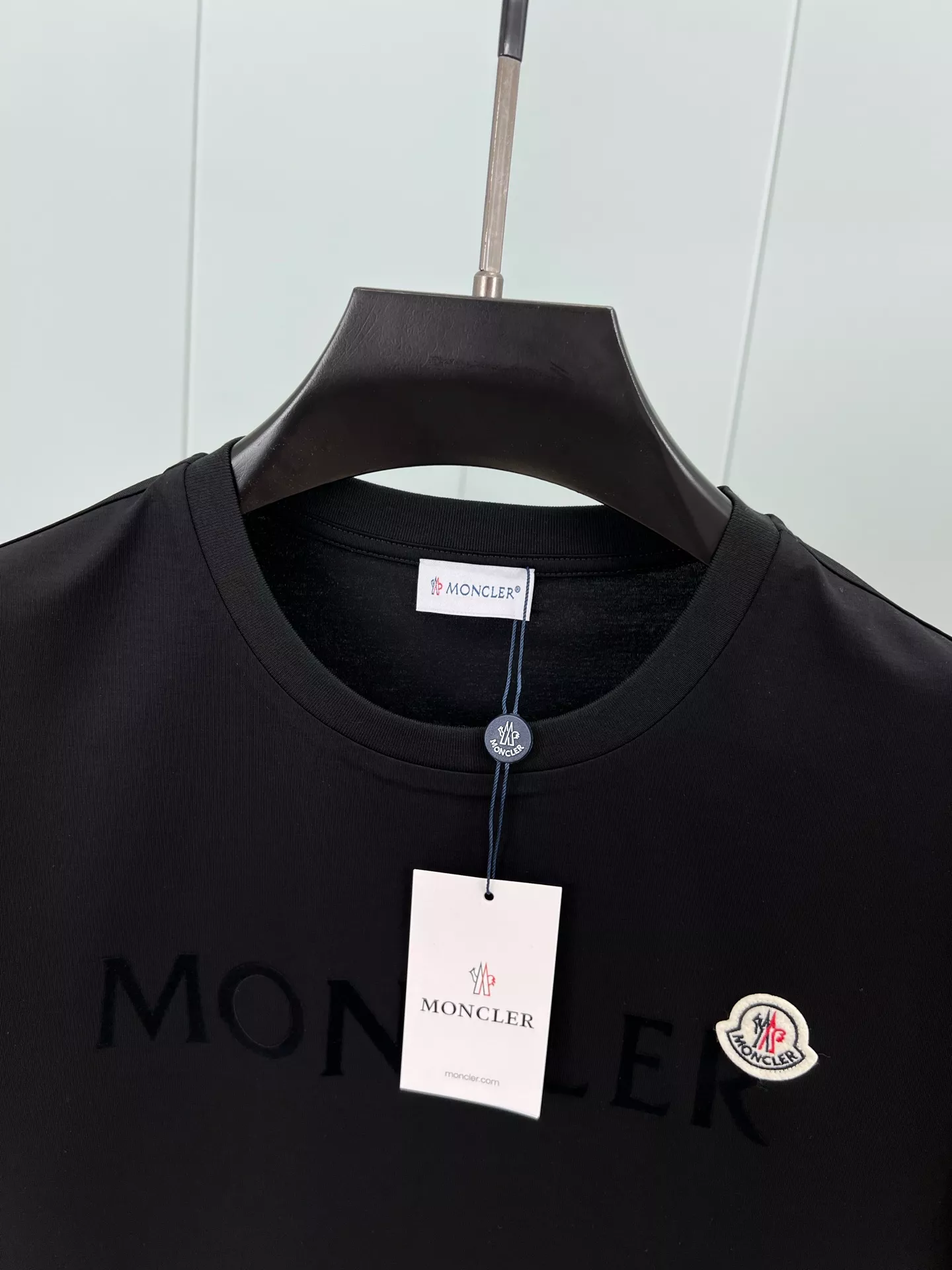 Moncler T-Shirts Short Sleeved For Unisex Trendy 8577