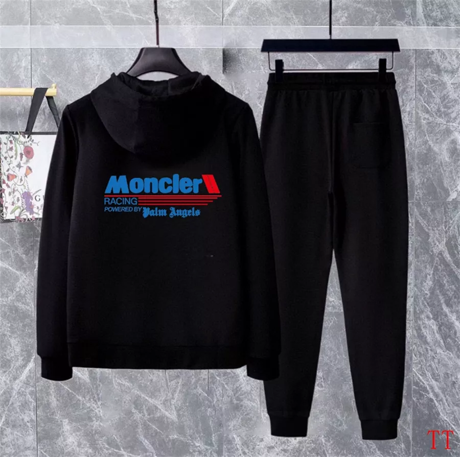 Moncler Tracksuits Long Sleeved For Men Comfortable 4068