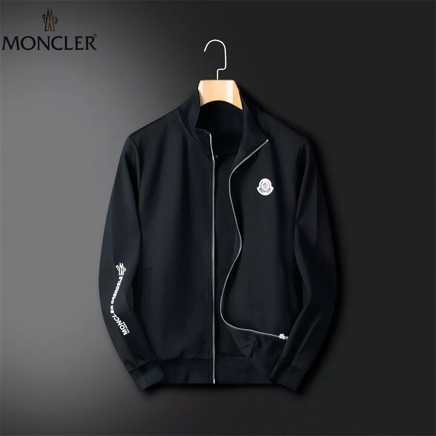 Moncler Tracksuits Long Sleeved For Men Comfortable 5929