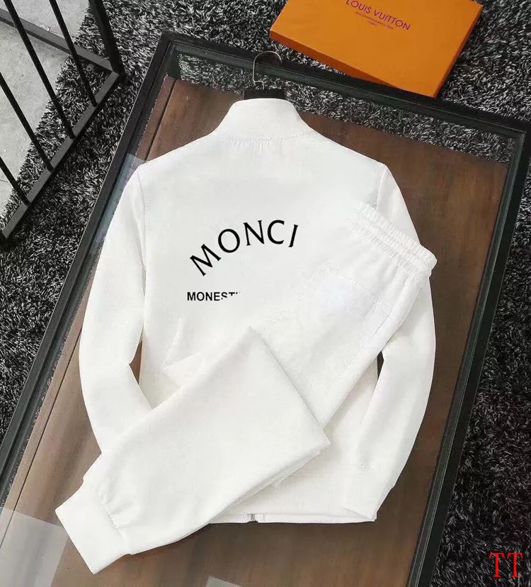 Moncler Tracksuits Long Sleeved For Men EyeCatching 264