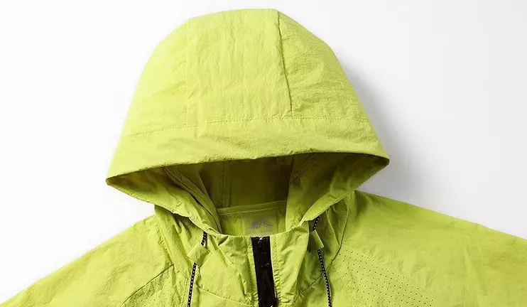 Moncler Tracksuits Long Sleeved For Men Functional 7572