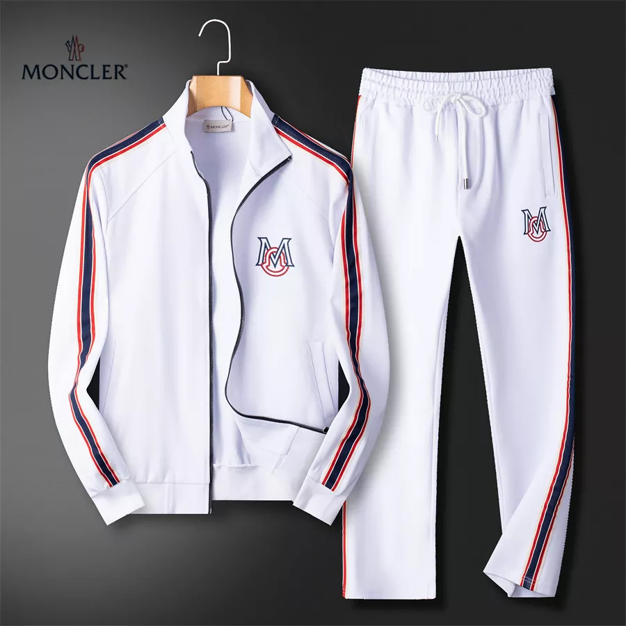 Moncler Tracksuits Long Sleeved For Men Refined 132
