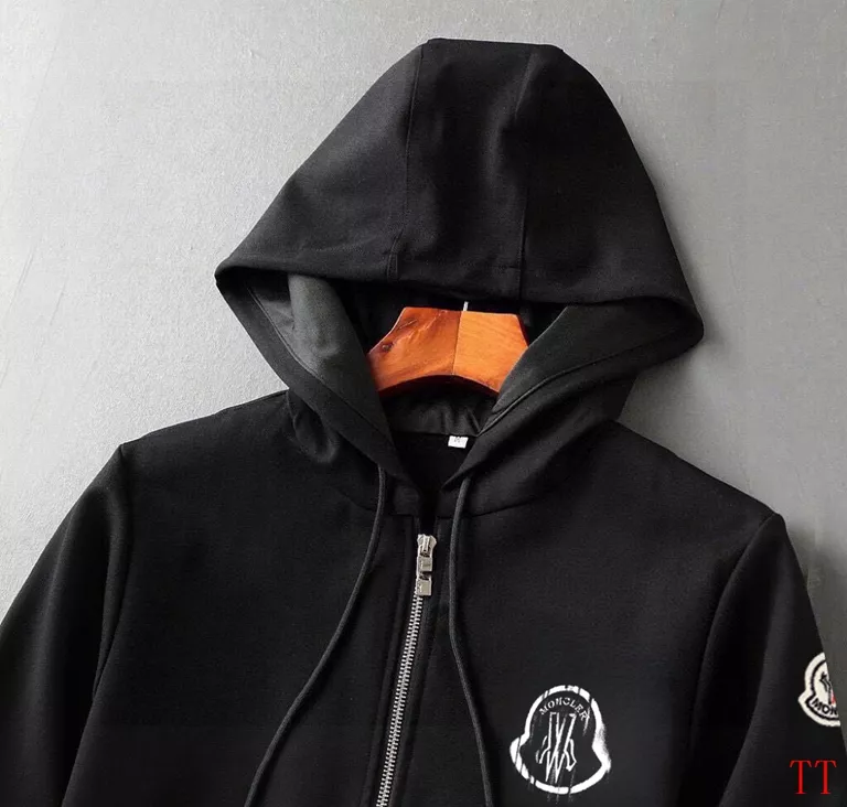 Moncler Tracksuits Long Sleeved For Men SportInspired 8852