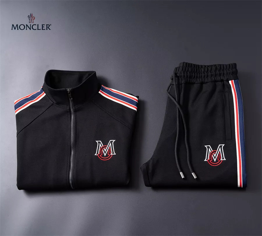 Moncler Tracksuits Long Sleeved For Men WellDesigned 2144