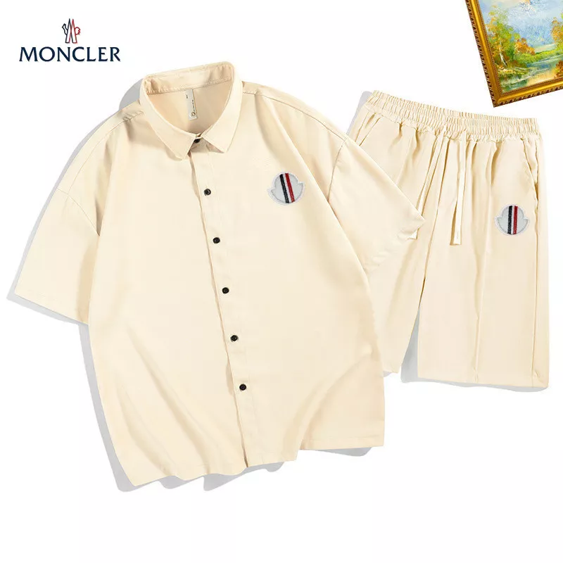 Moncler Tracksuits Short Sleeved For Men Cozy 9174