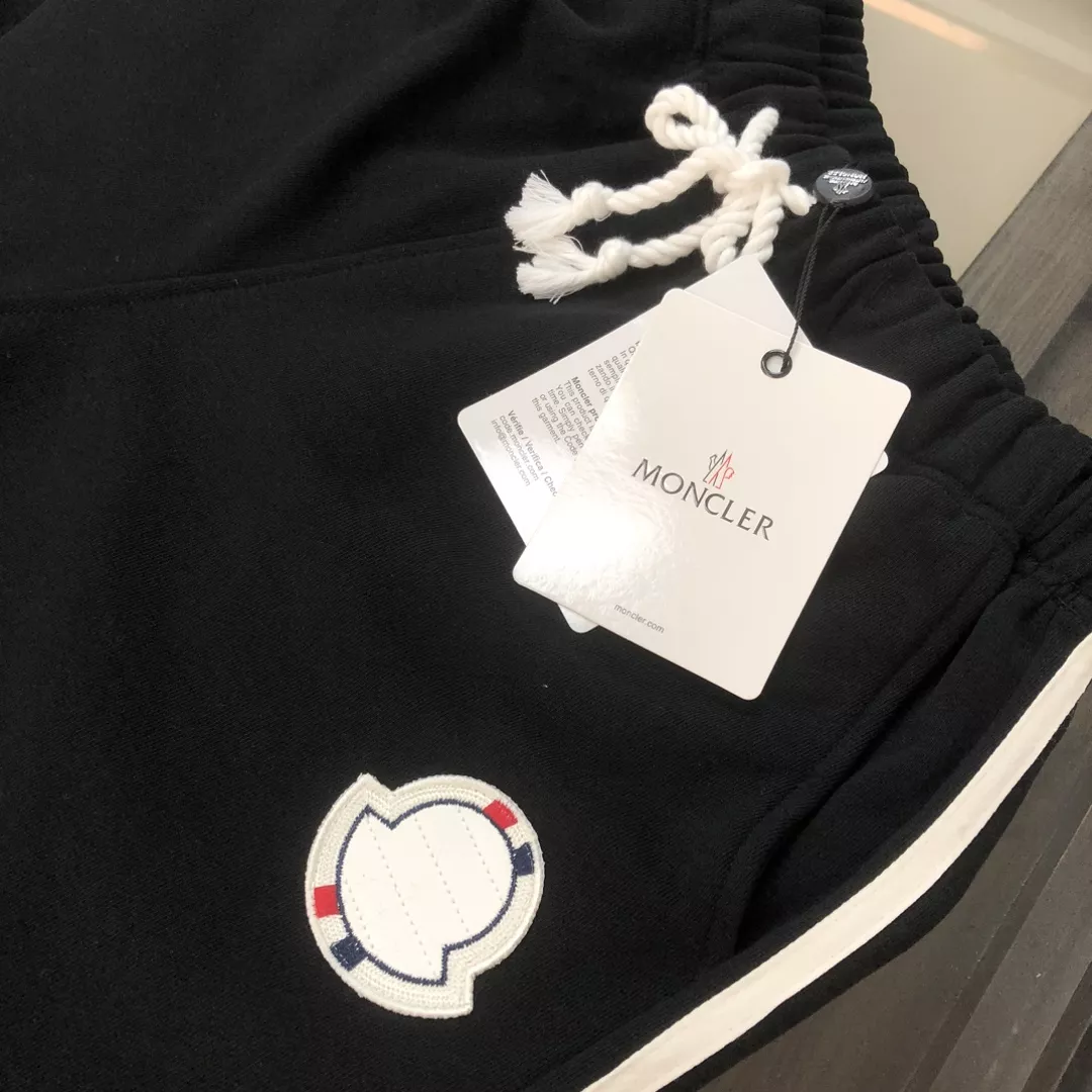 Moncler Tracksuits Short Sleeved For Men Durable 4708