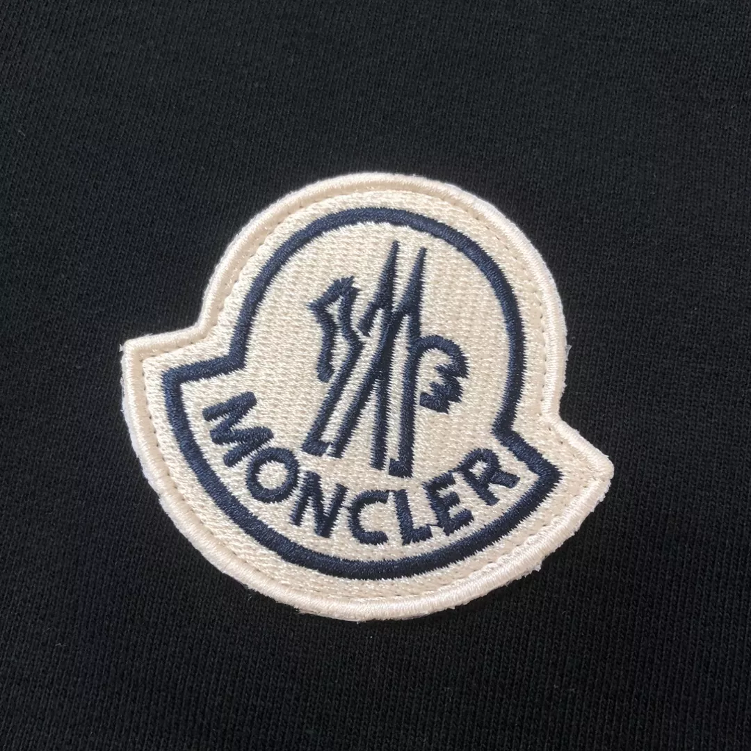 Moncler Tracksuits Short Sleeved For Men NewStyle 1952