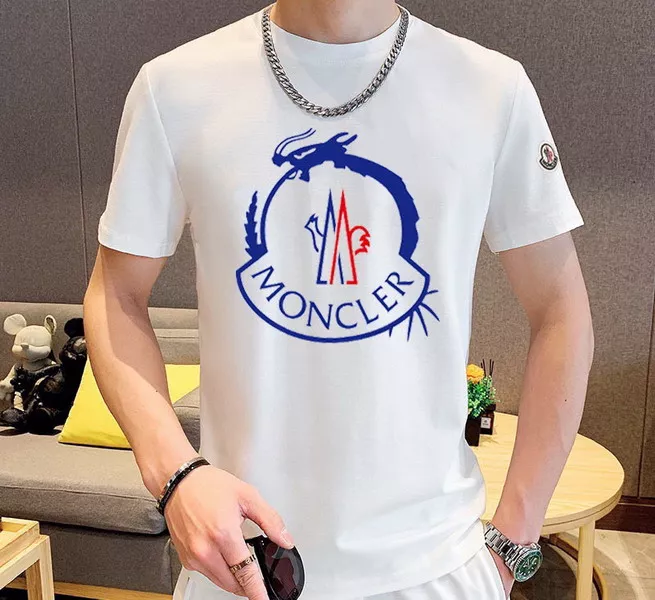 Moncler Tracksuits Short Sleeved For Men Popular 5320