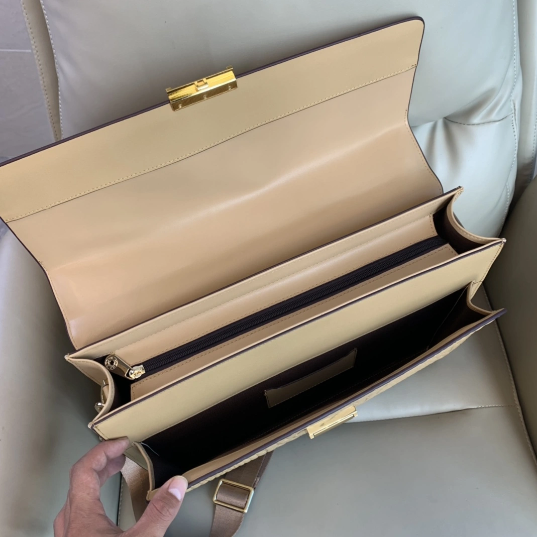 Mont Blanc AAA Man Handbags Affordable 5602