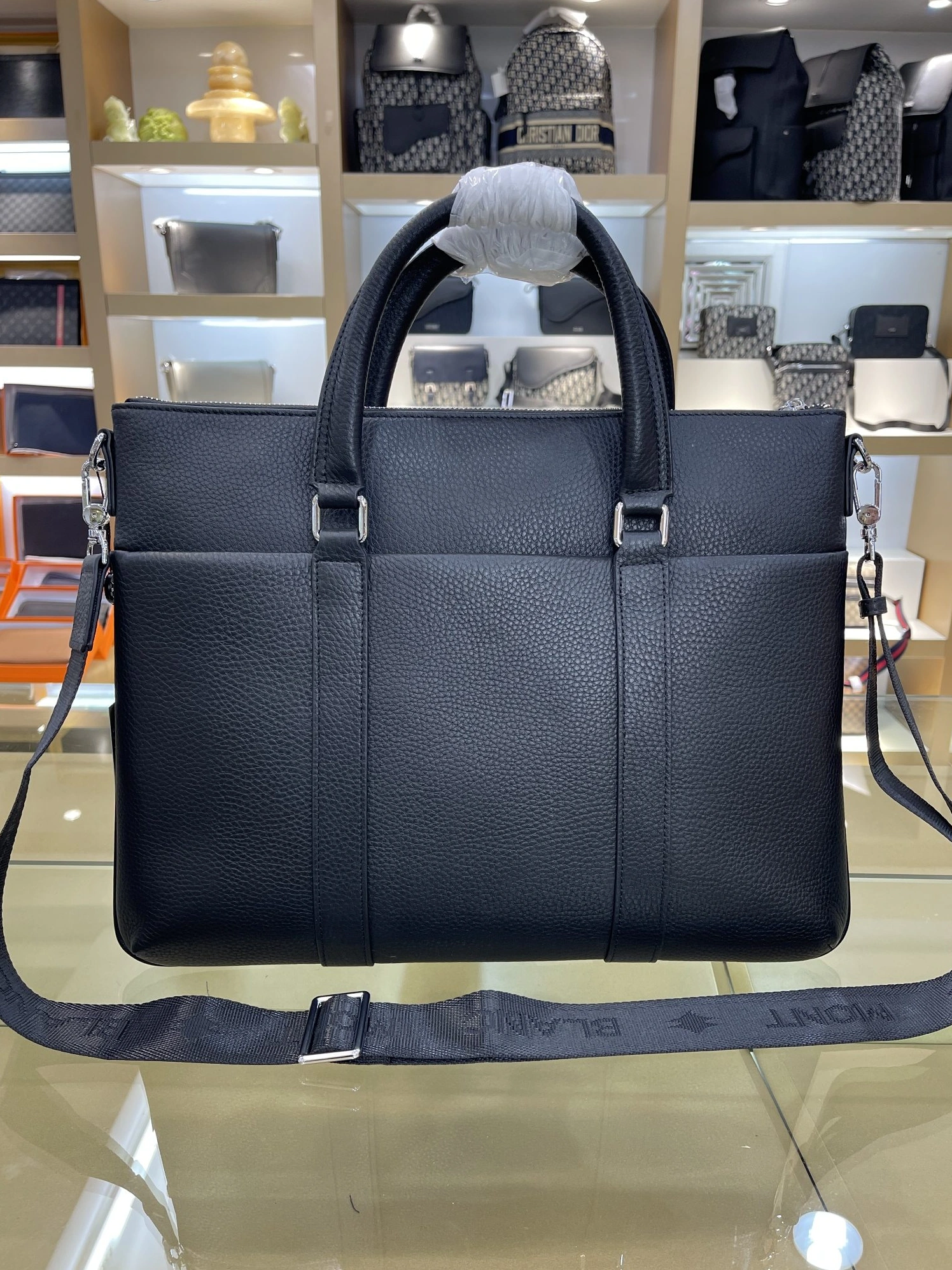 Mont Blanc AAA Man Handbags Durable 7811