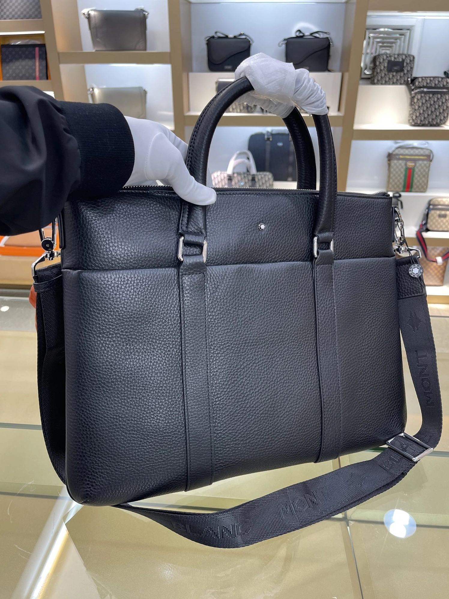 Mont Blanc AAA Man Handbags Durable 7811