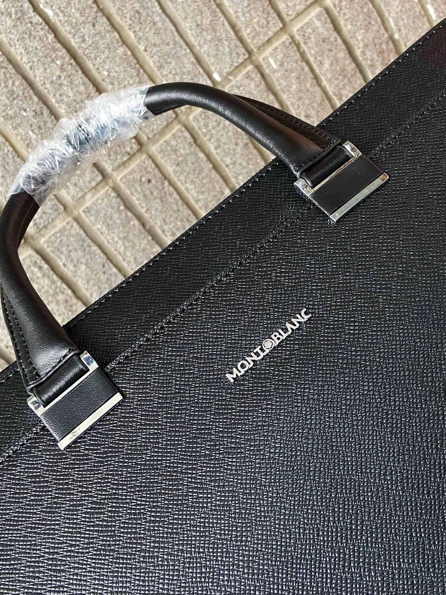 Mont Blanc AAA Man Handbags EasyMatch 1052