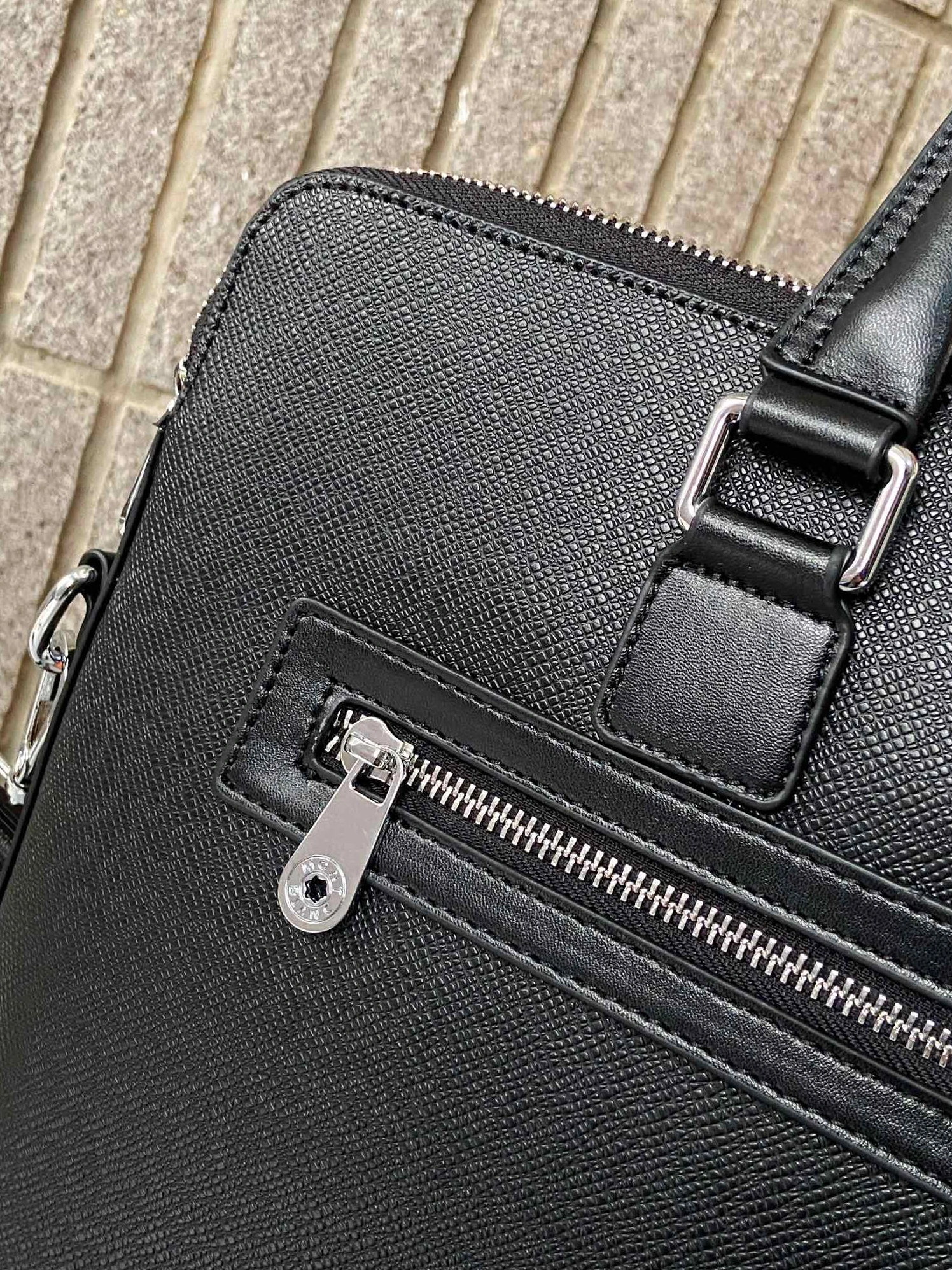 Mont Blanc AAA Man Handbags EasyMatch 1052