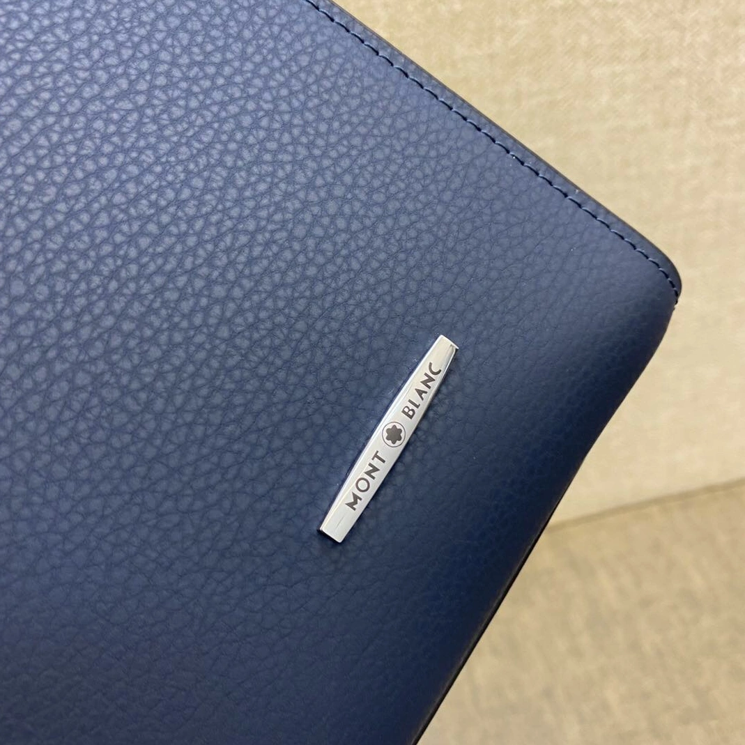 Mont Blanc AAA Man Handbags Elegant 7765