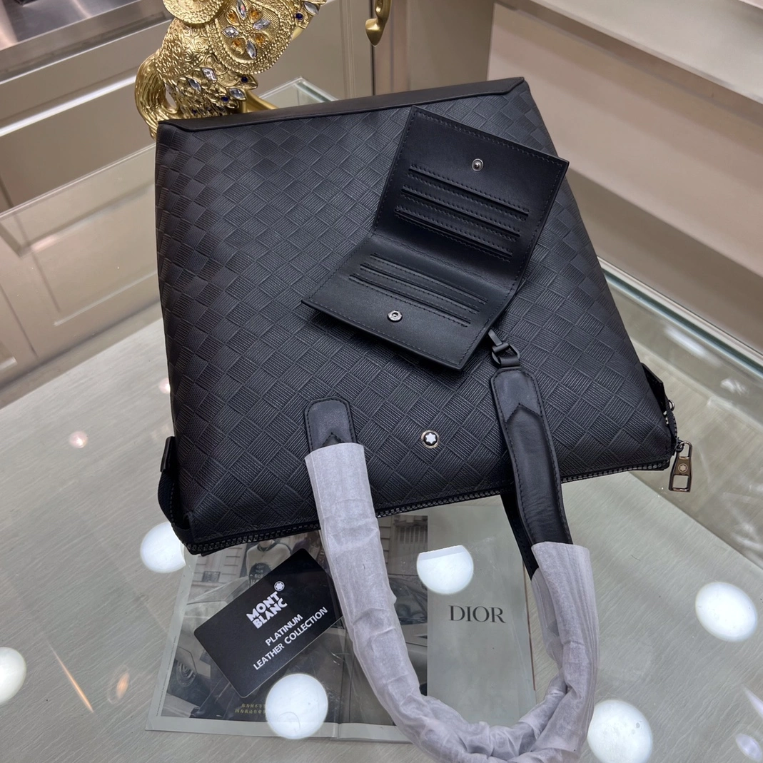 Mont Blanc AAA Man Handbags Flexible 9575