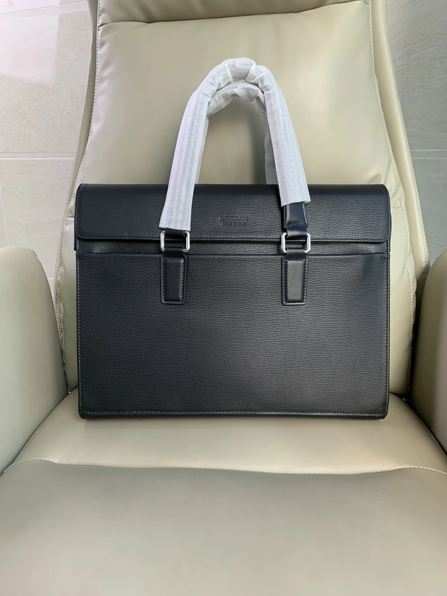 Mont Blanc AAA Man Handbags Functional 3291