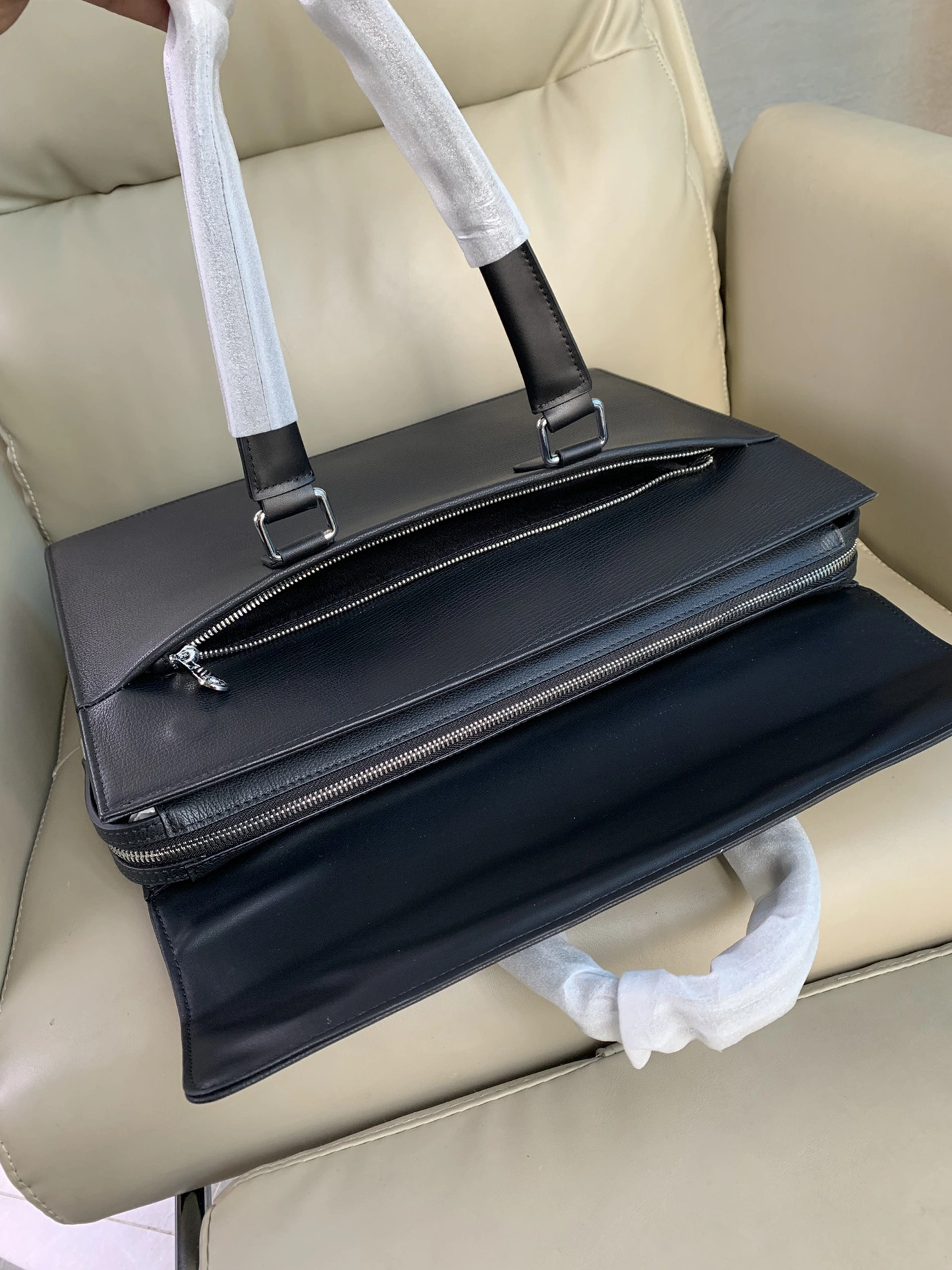 Mont Blanc AAA Man Handbags Functional 3291