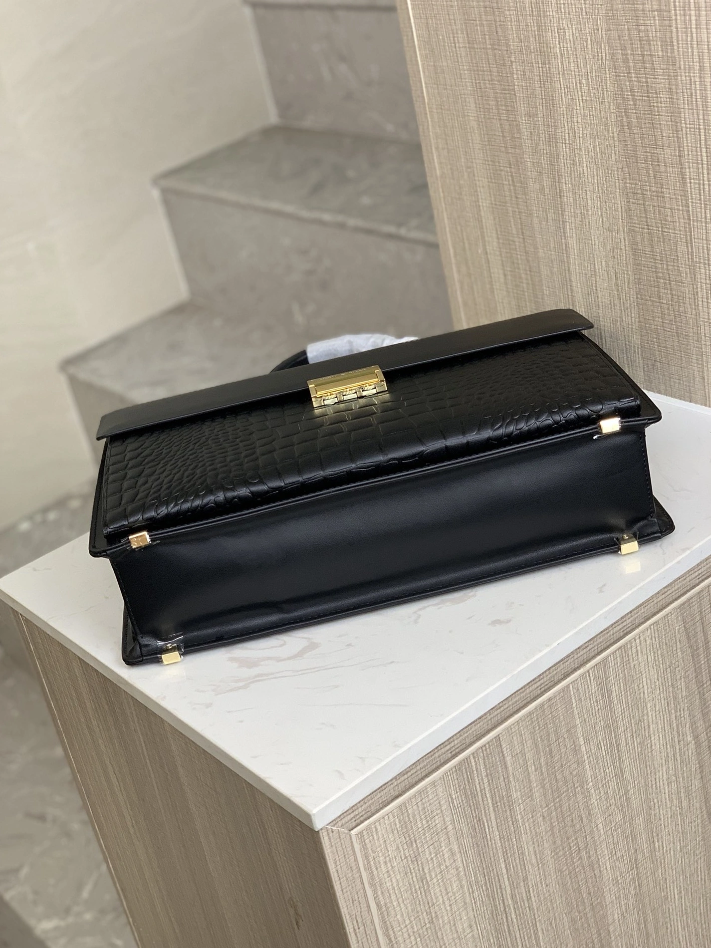 Mont Blanc AAA Man Handbags Trendsetting 7024