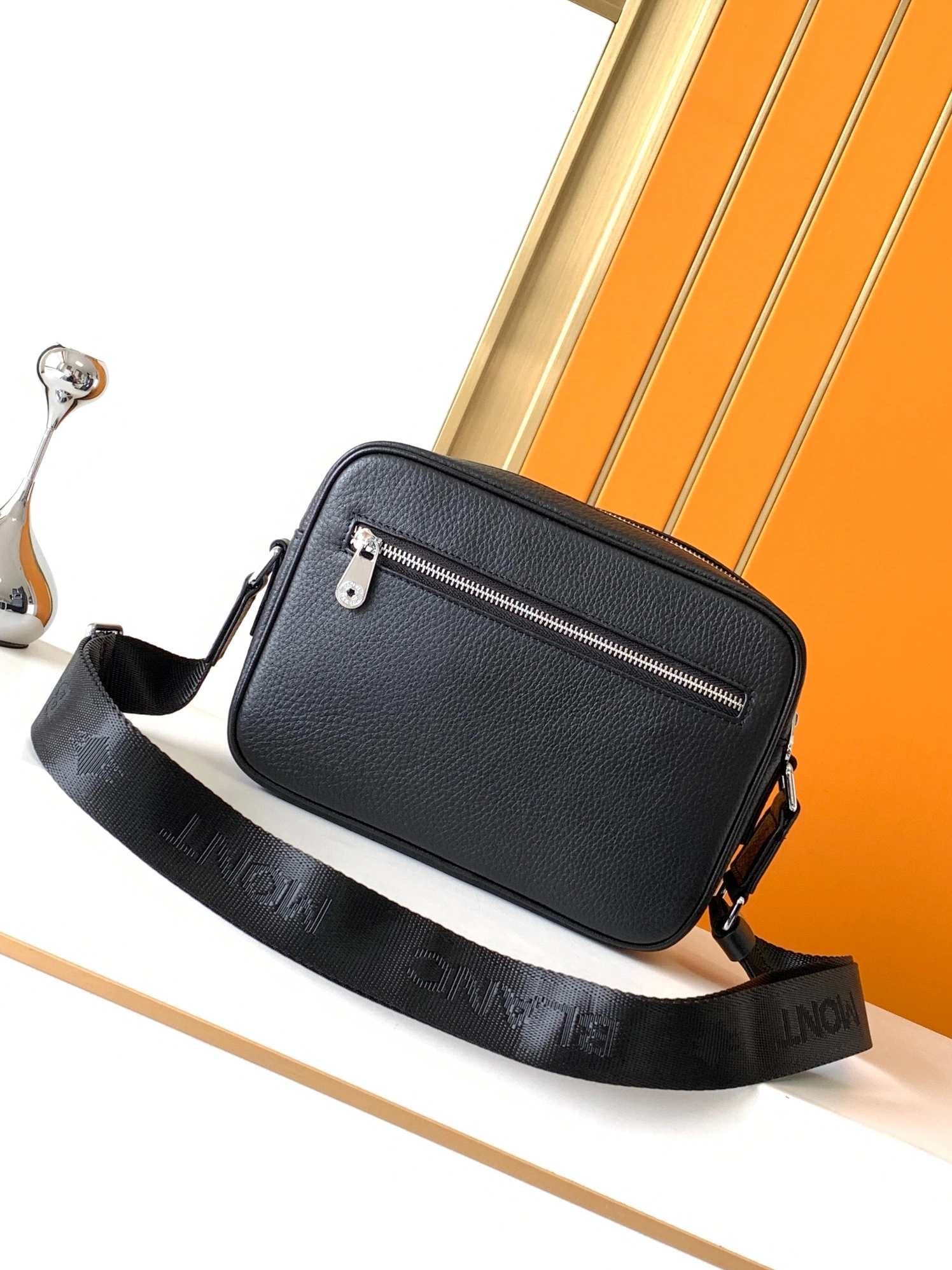 Mont Blanc AAA Man Messenger Bags Cozy 1591