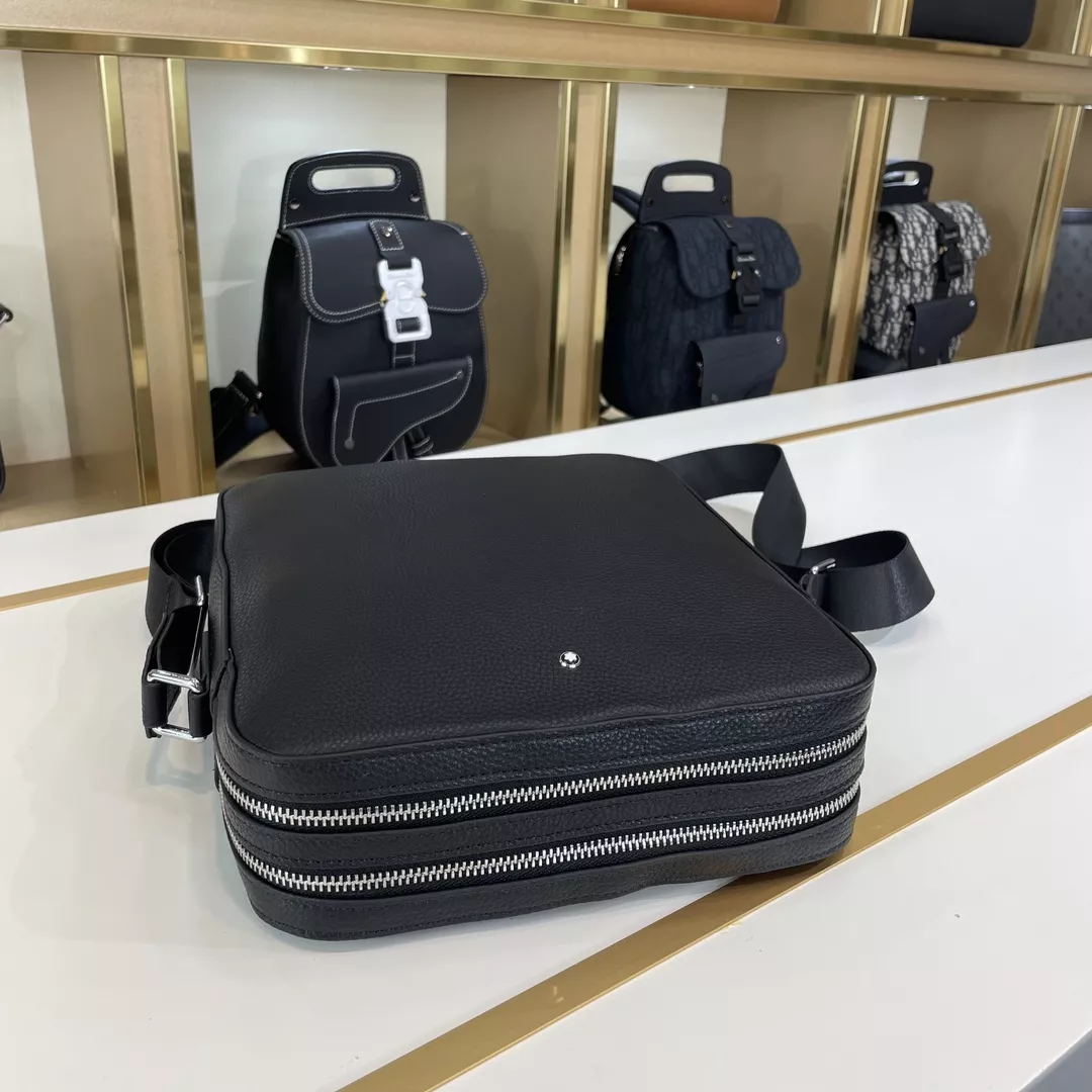 Mont Blanc AAA Man Messenger Bags Durable 153