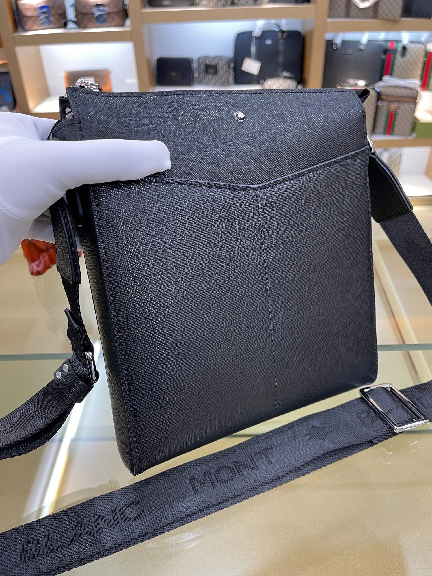 Mont Blanc AAA Man Messenger Bags Elegant 7782