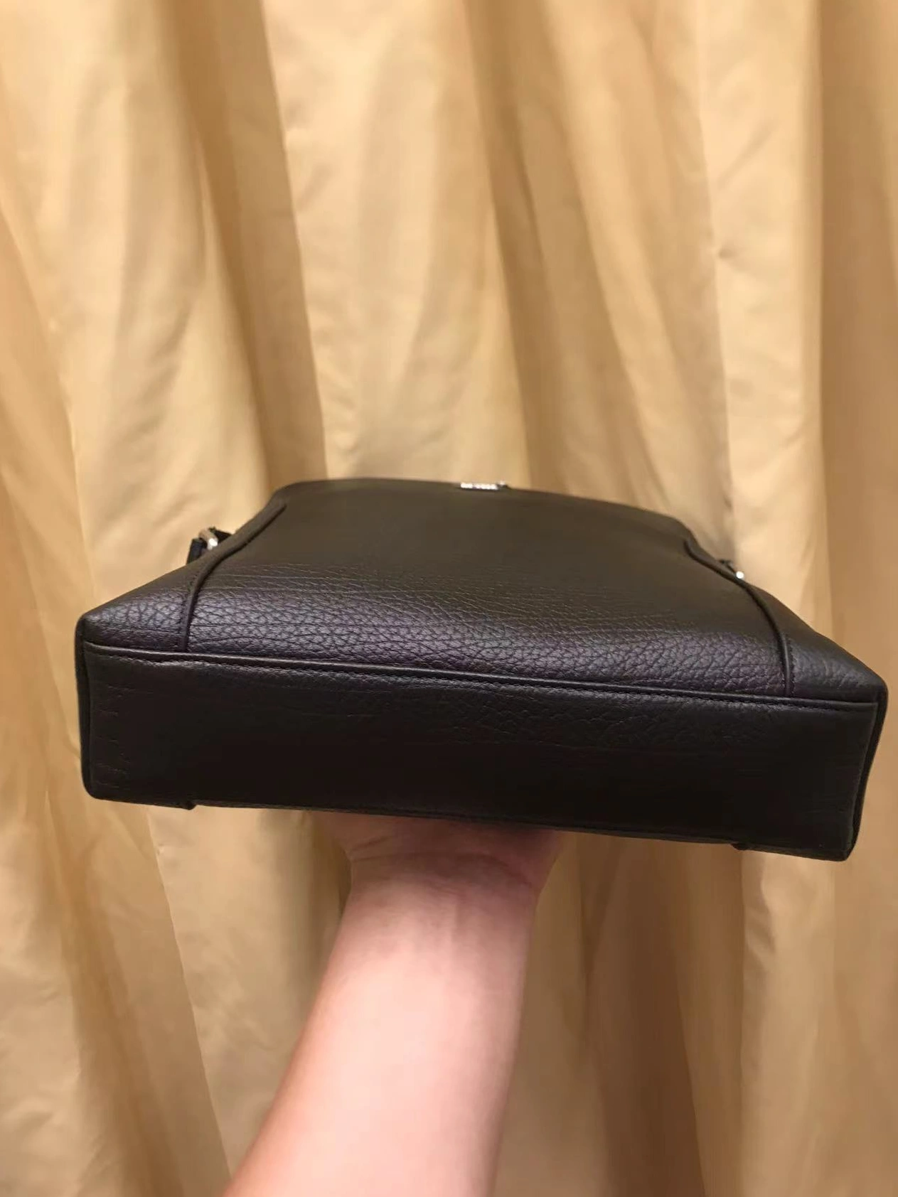Mont Blanc AAA Man Messenger Bags Lightweight 3933