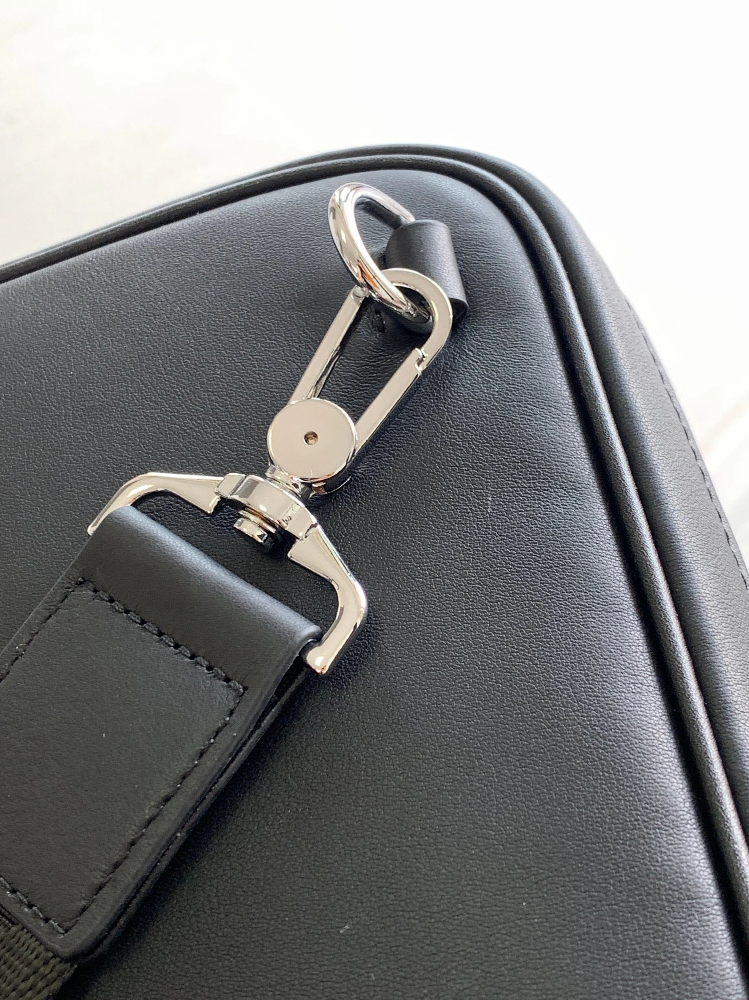 Mont Blanc AAA Man Messenger Bags Reliable 3084