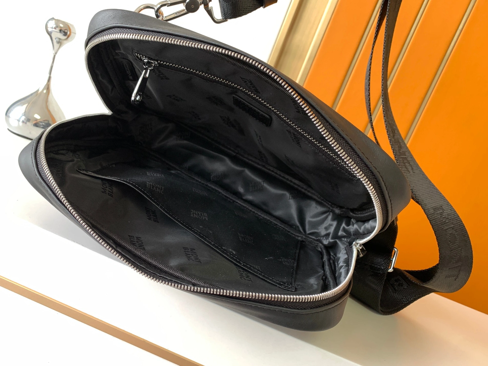 Mont Blanc AAA Man Messenger Bags Reliable 3084