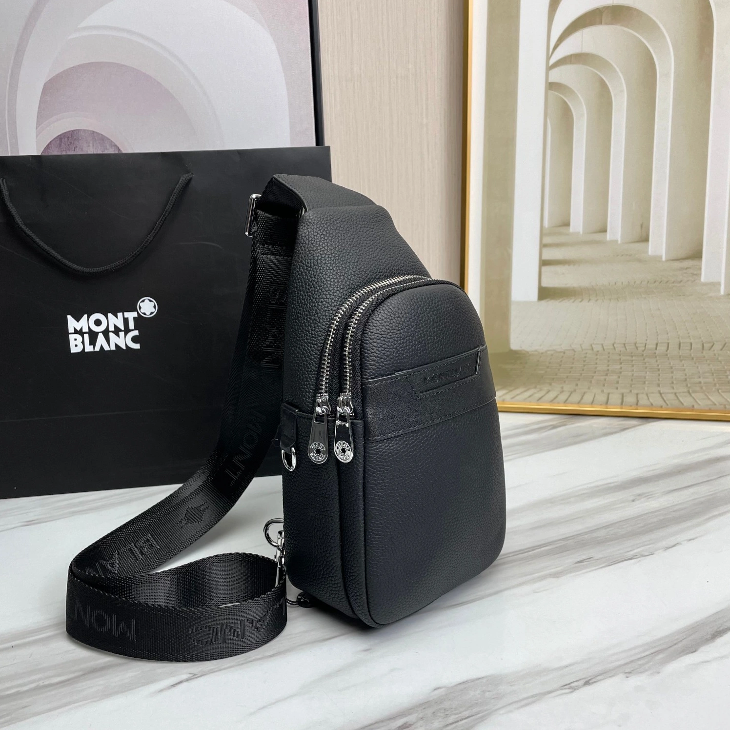 Mont Blanc AAA Man Messenger Bags Sleek 9498